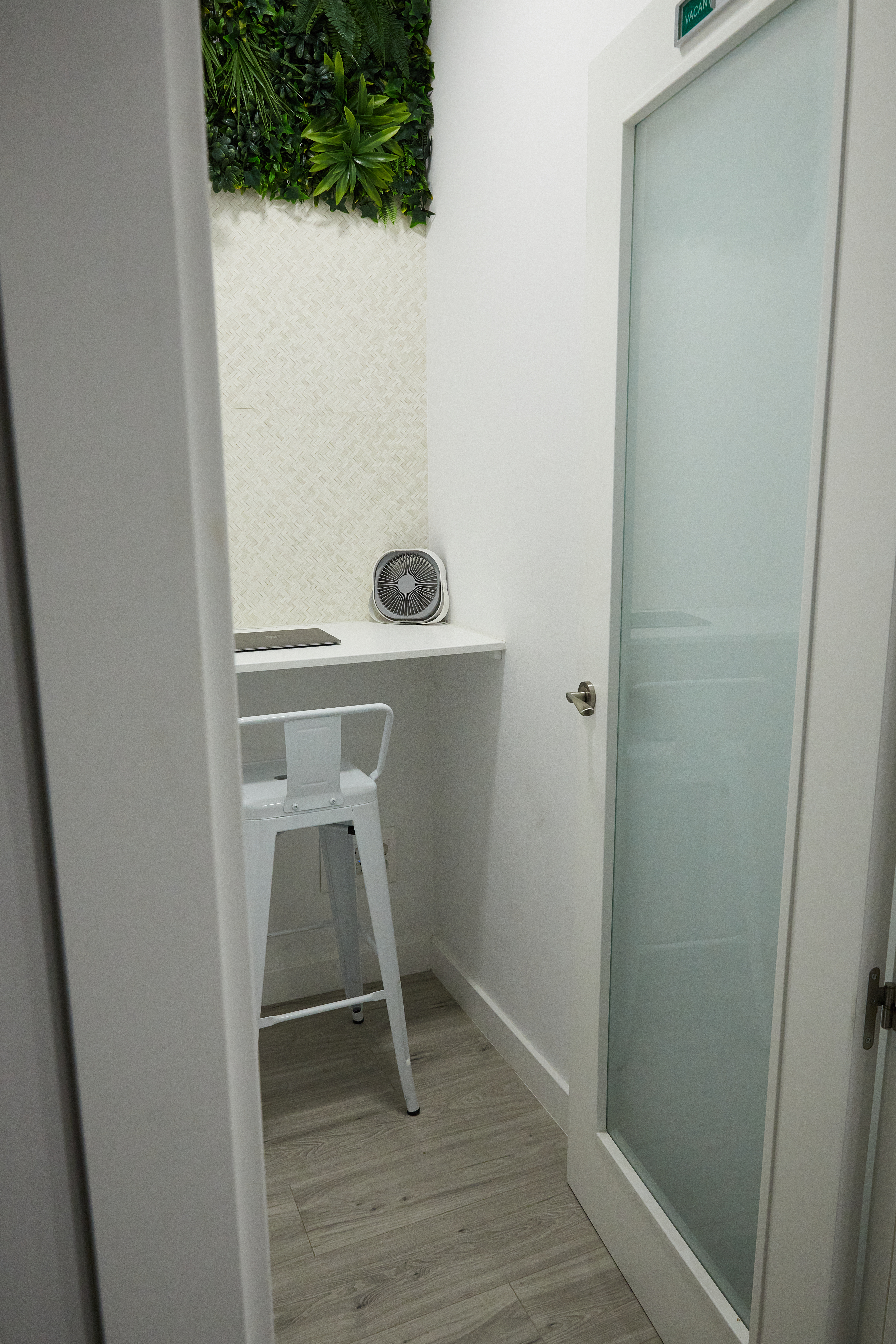 Cabina telefónica insonorizada en Concept Coworking